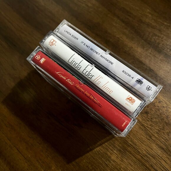 Linda Eder Cassette Tape Trio - Its No Secret Anymore Its Time Christmas Stays T - Picture 3 of 3